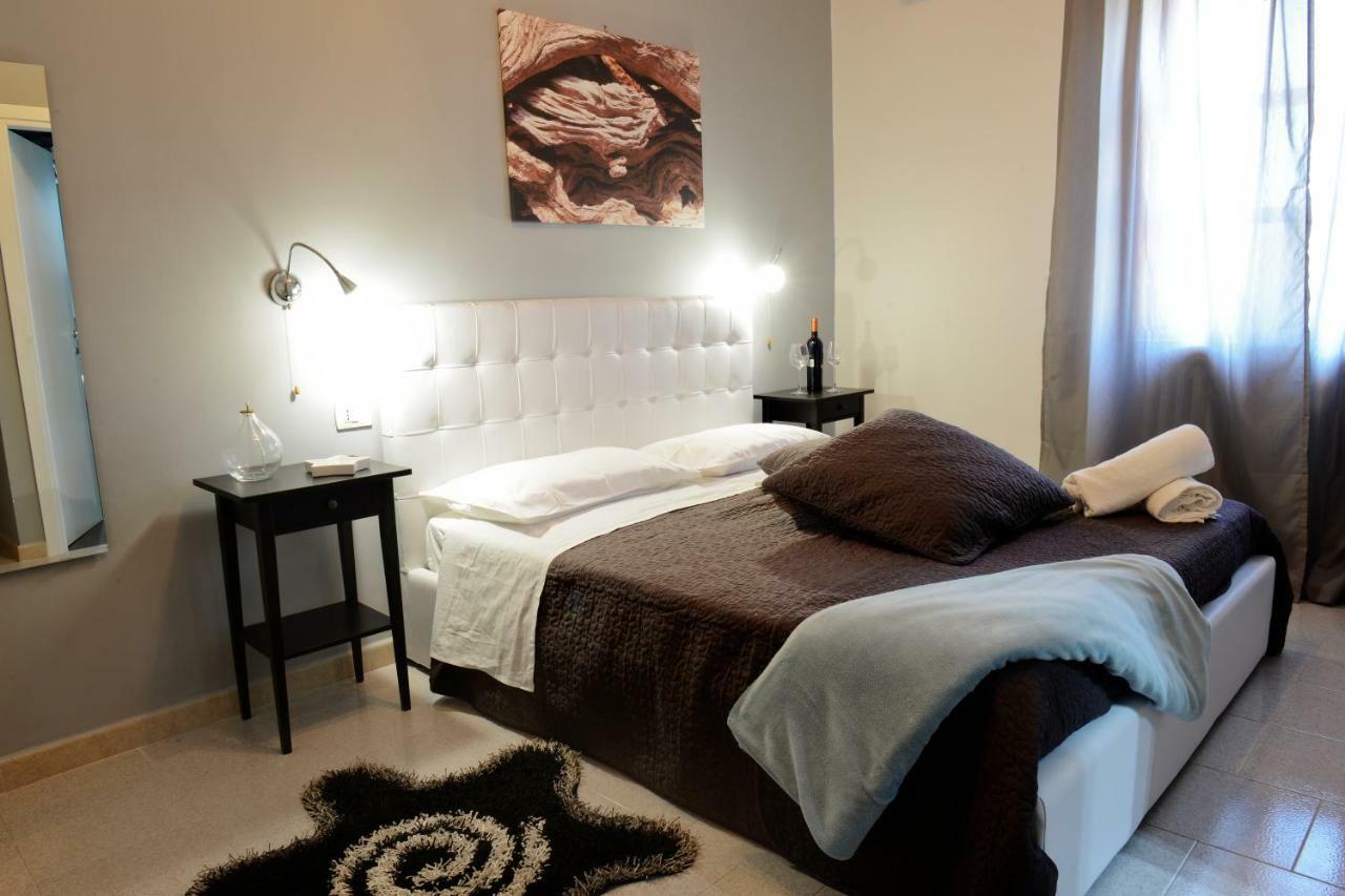 Agave Bed&Breakfast 캄피 살렌티나 외부 사진