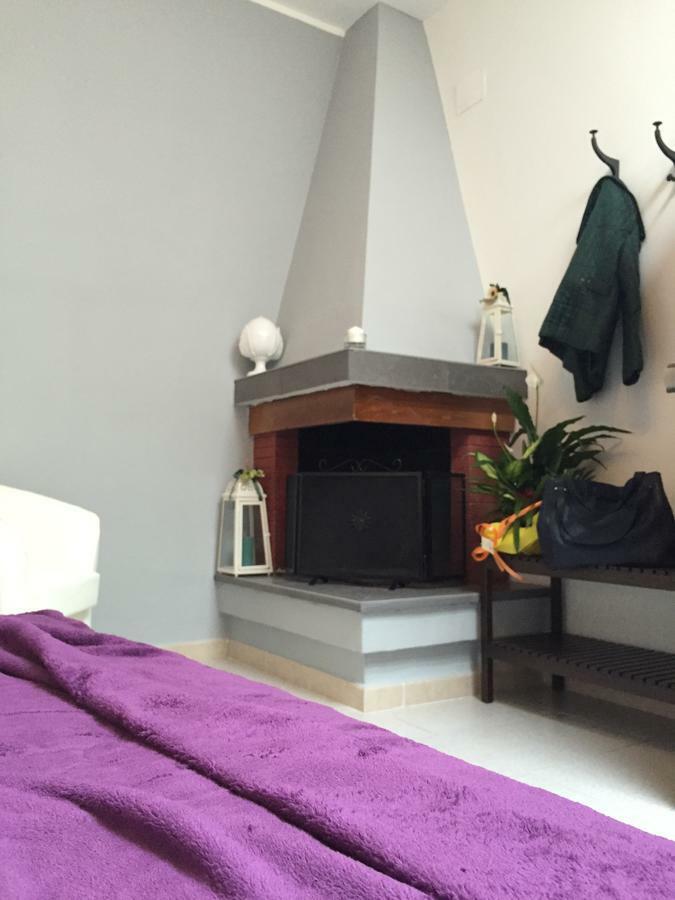 Agave Bed&Breakfast 캄피 살렌티나 외부 사진