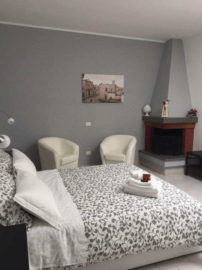 Agave Bed&Breakfast 캄피 살렌티나 외부 사진